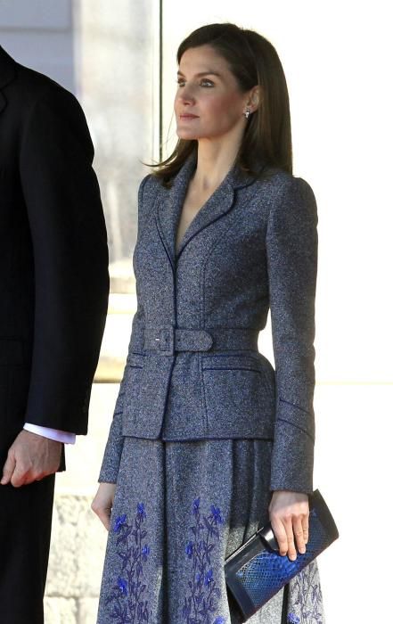 La Reina Letizia, guiño a la Doña Sofía y la moda española