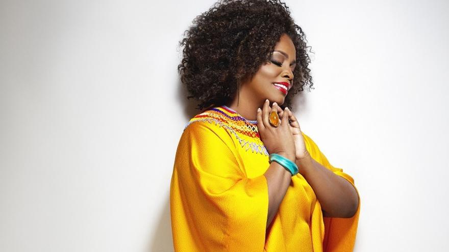 La diva Dianne Reeves y la fusión brasileña de Tébar y Galliza protagonizan el fin de semana del Festival de Jazz