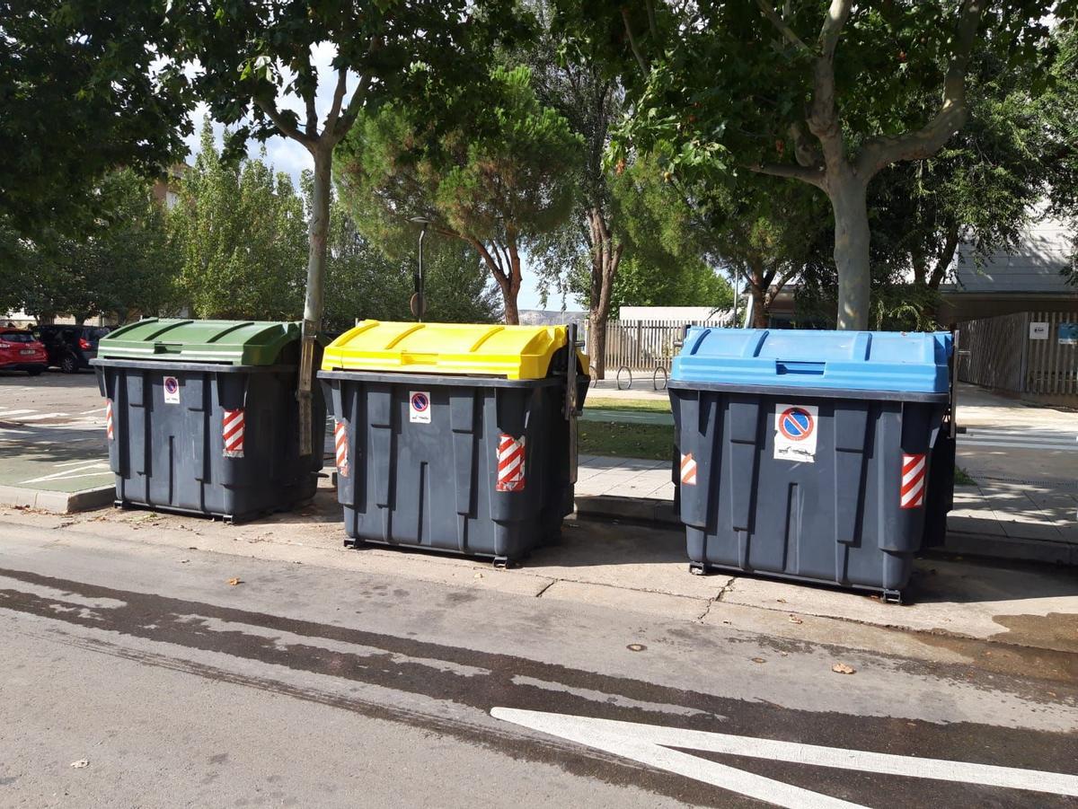 Contenedores para el reciclaje de residuos en Utebo