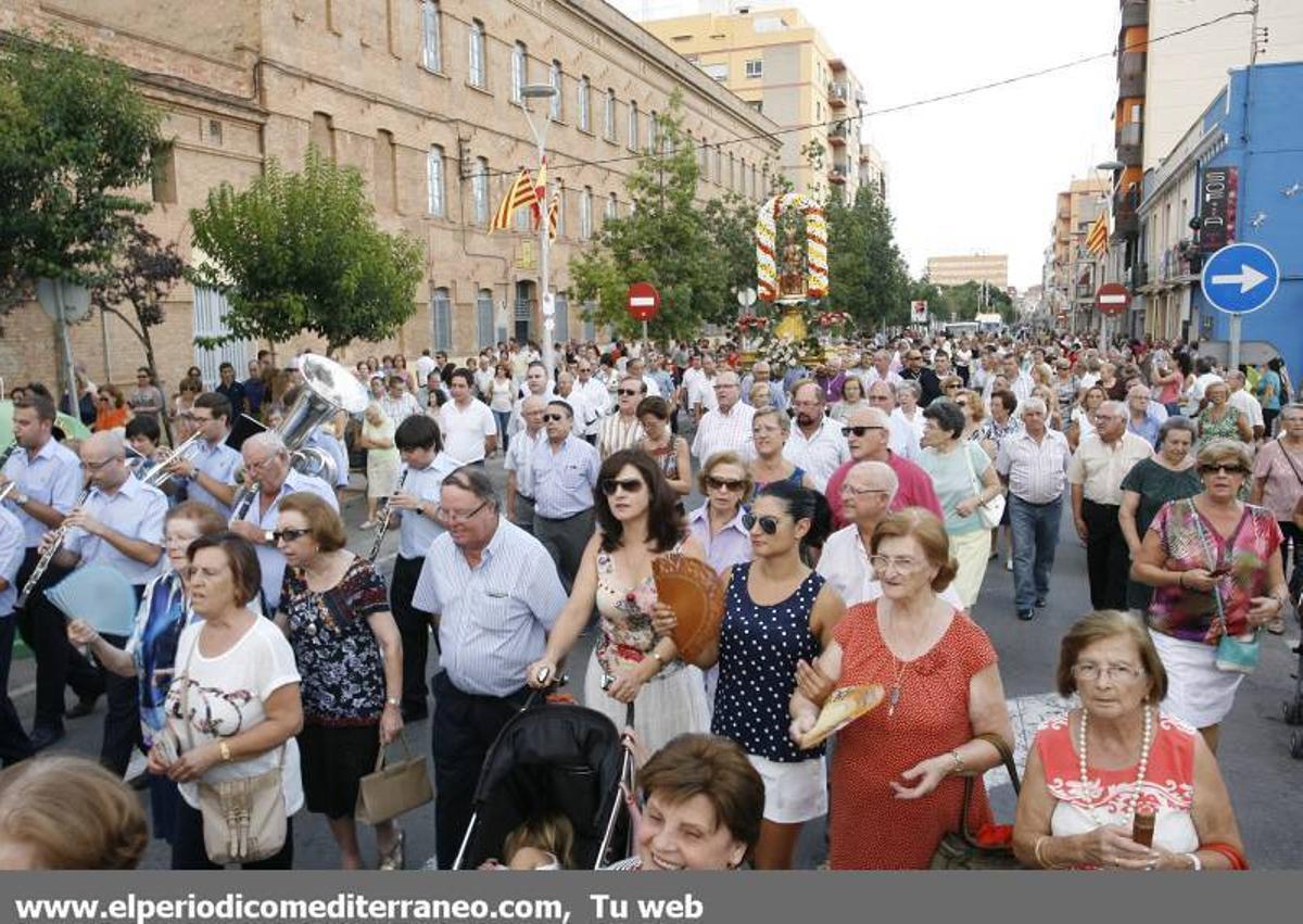Vial-real devuelve su patrona a la ermita