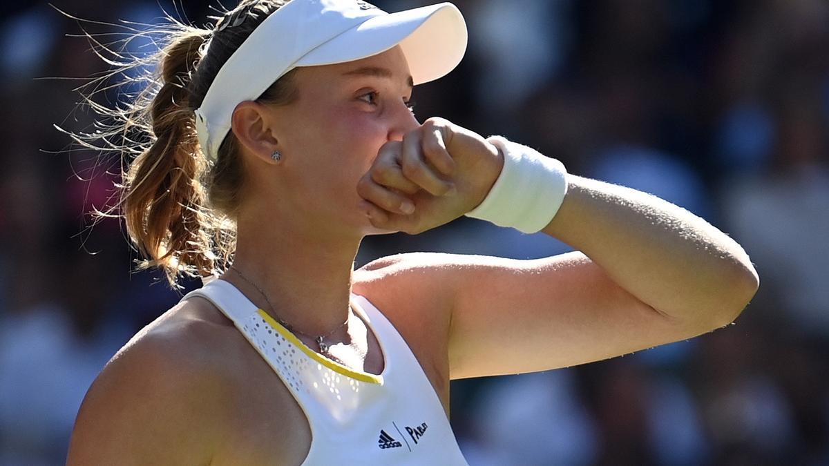 Elena Rybakina: una rusa en Wimbledon.