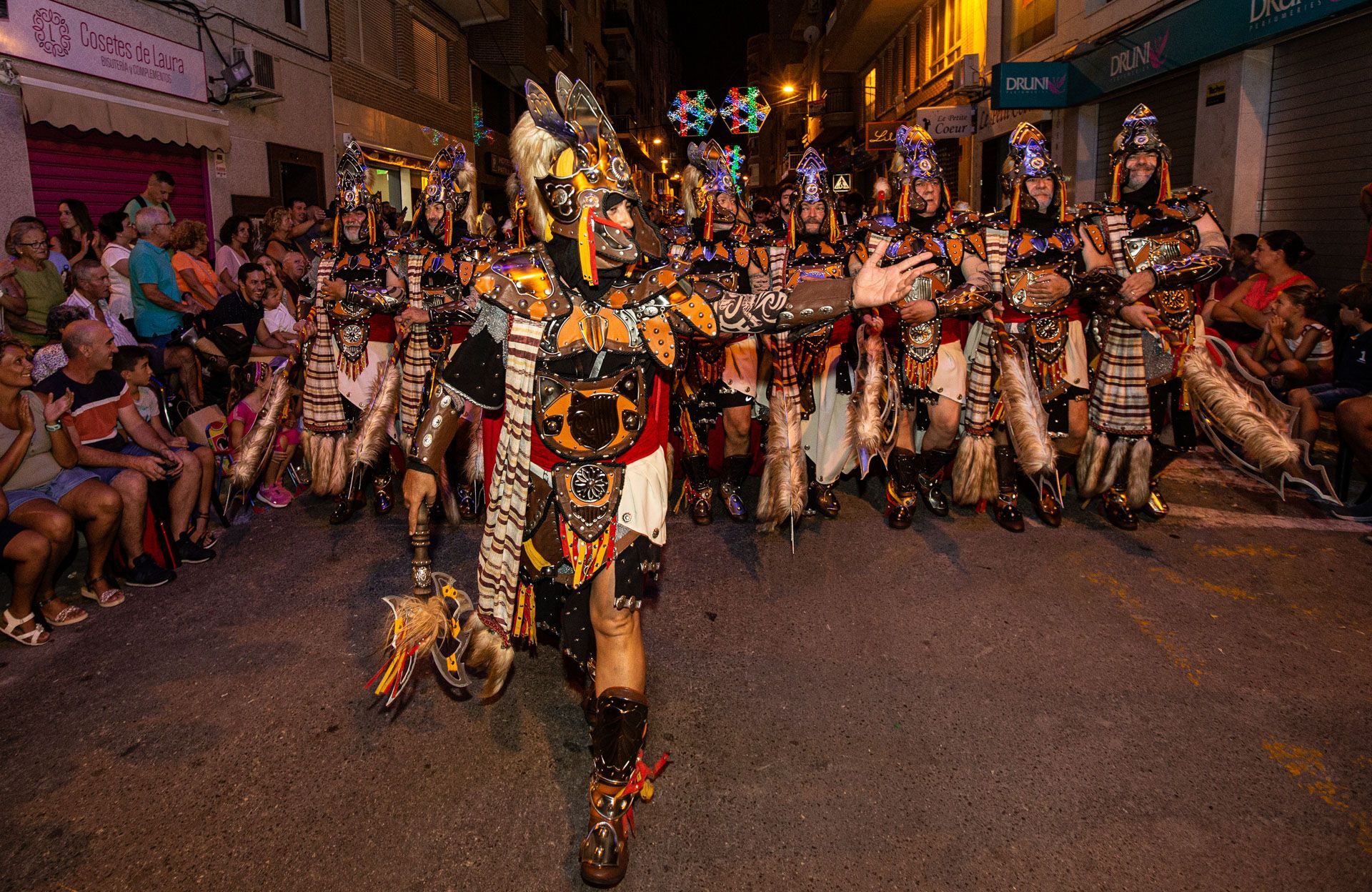 Santa Pola vibra con la entrada Cristiana y Mora