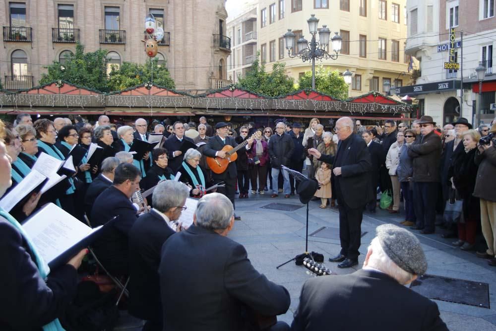 Ambiente festivo en las calles de Córdoba