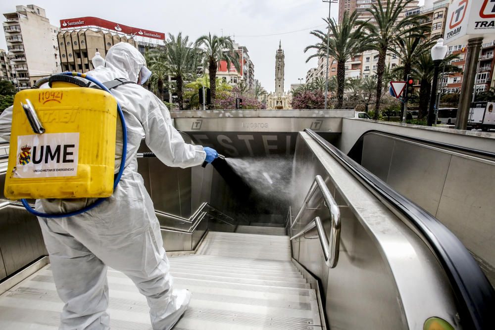 Trabajos de la UME en la Estacion de Renfe, Luceros y Hospital General de Alicante