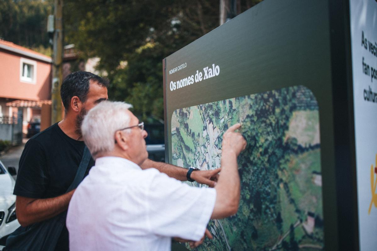 Veciñanza de Castelo recuperando os nomes da parroquia no proxecto ‘Nomear Castelo’