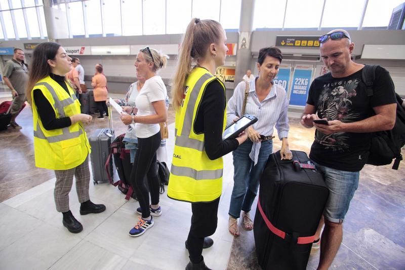 Pasajeros de Thomas Cook en el Tenerife Sur