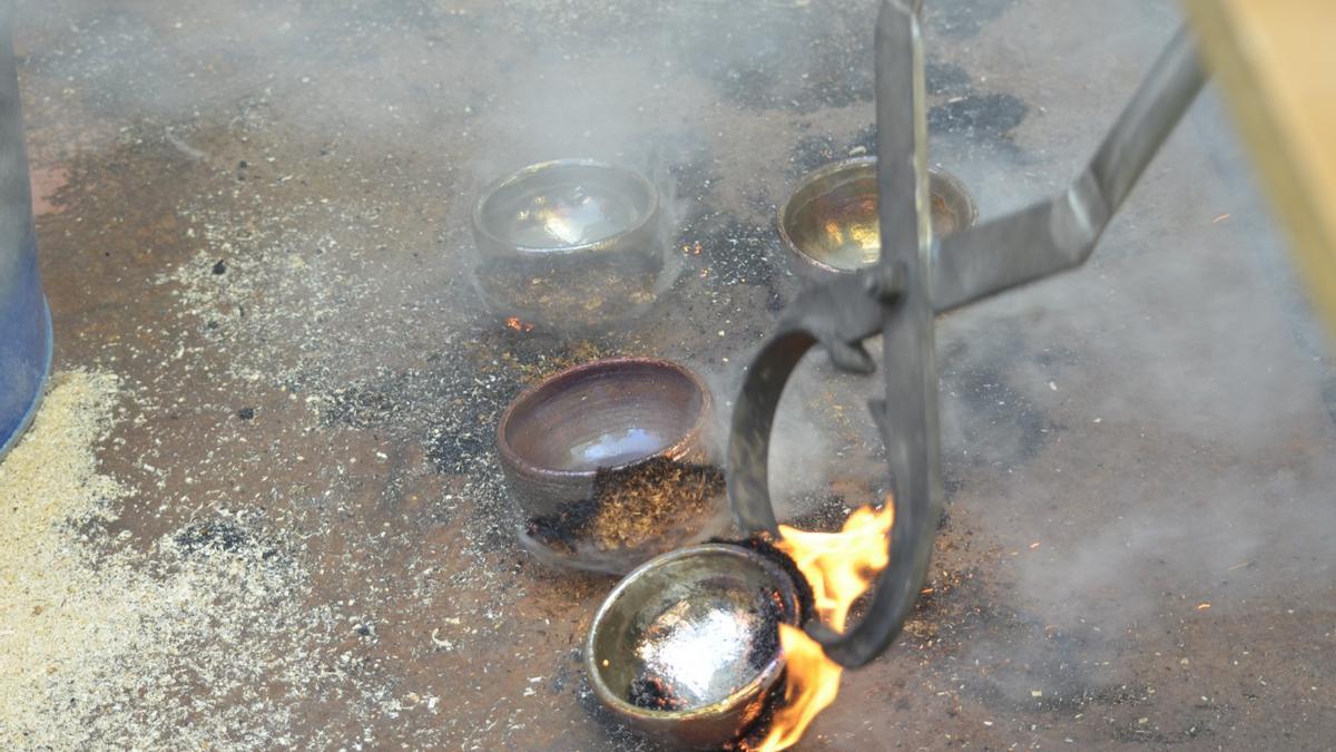 Técnica raku en cerámica.