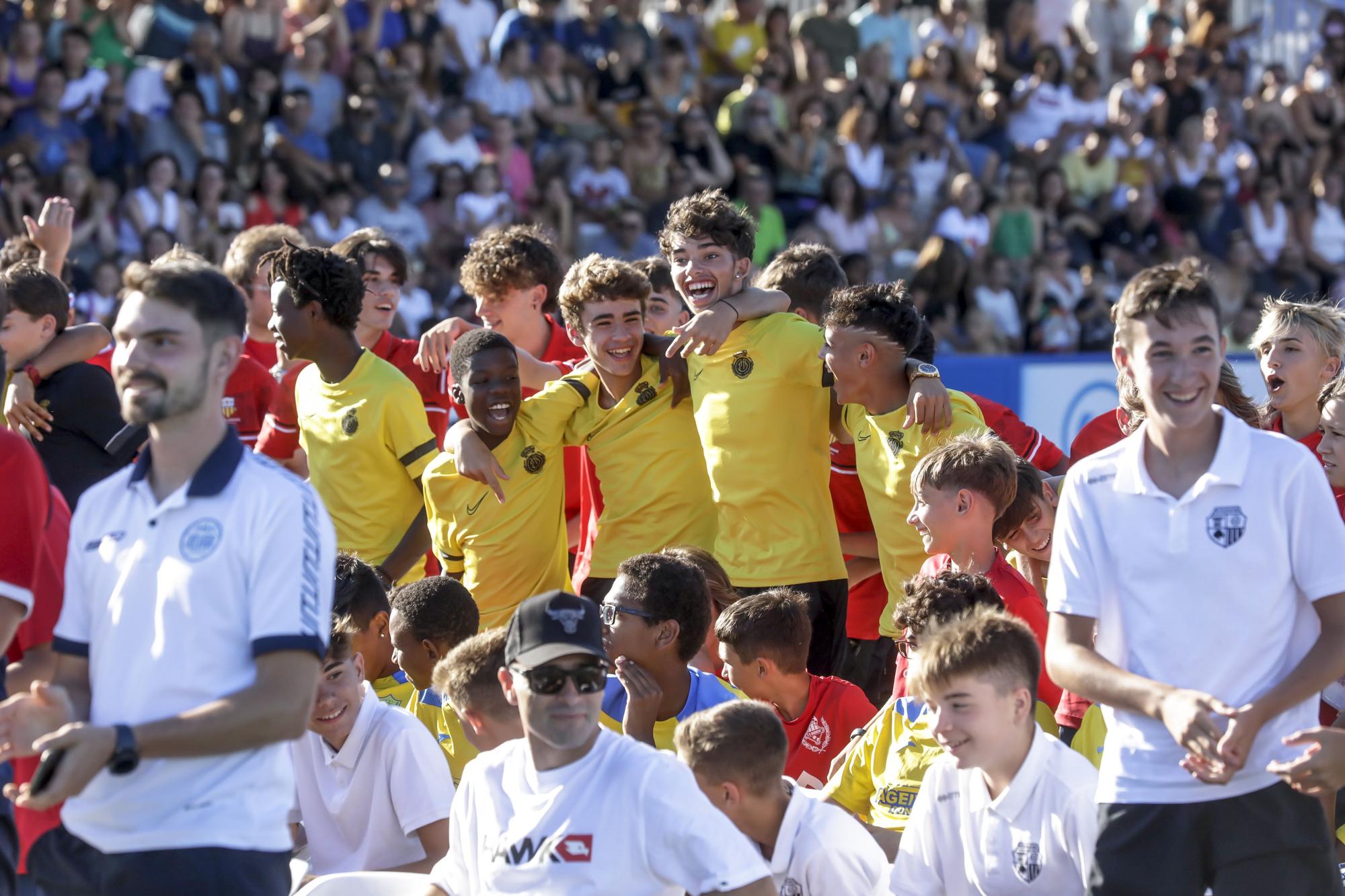 Son Malferit acogió la XIV Fiesta Campeones Fútbol Base