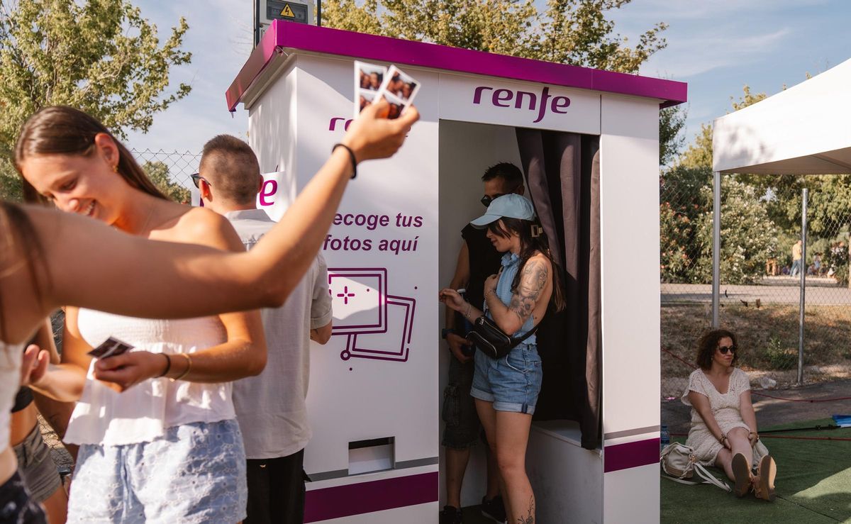 Fotomatón de Renfe en la Copa del Mundo de Escalada de Dificultad 2025 en Alcobendas