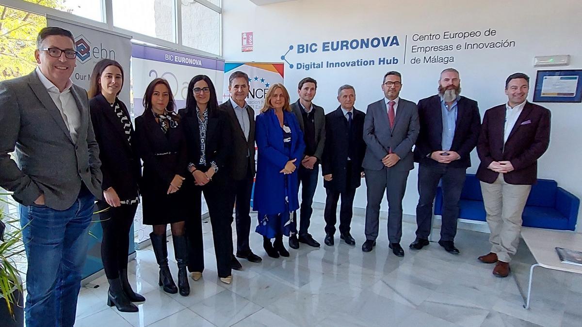 La inauguración de la oficina de AES en la incubadora BIC Euronova, en el PTA de Málaga.