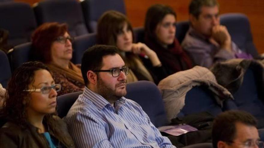 Enfermos de lupus aprenden consejos para convivir con la patología