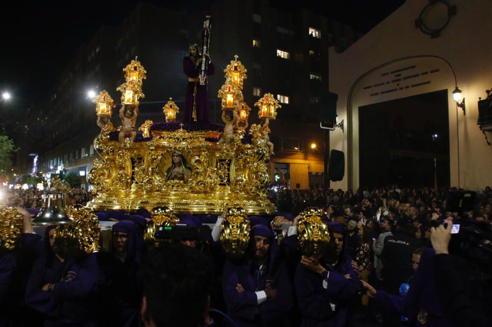 Las imágenes de la cofradía de la Esperanza, la última en procesionar en el Jueves Santo de la Semana Santa de Málaga