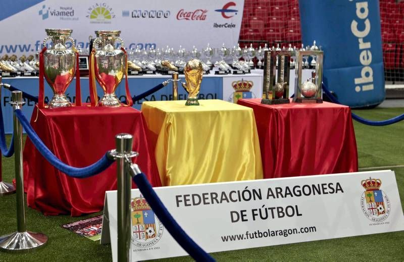 Fotogalería: Entrega de premios en la Gala del Fútbol de Aragón
