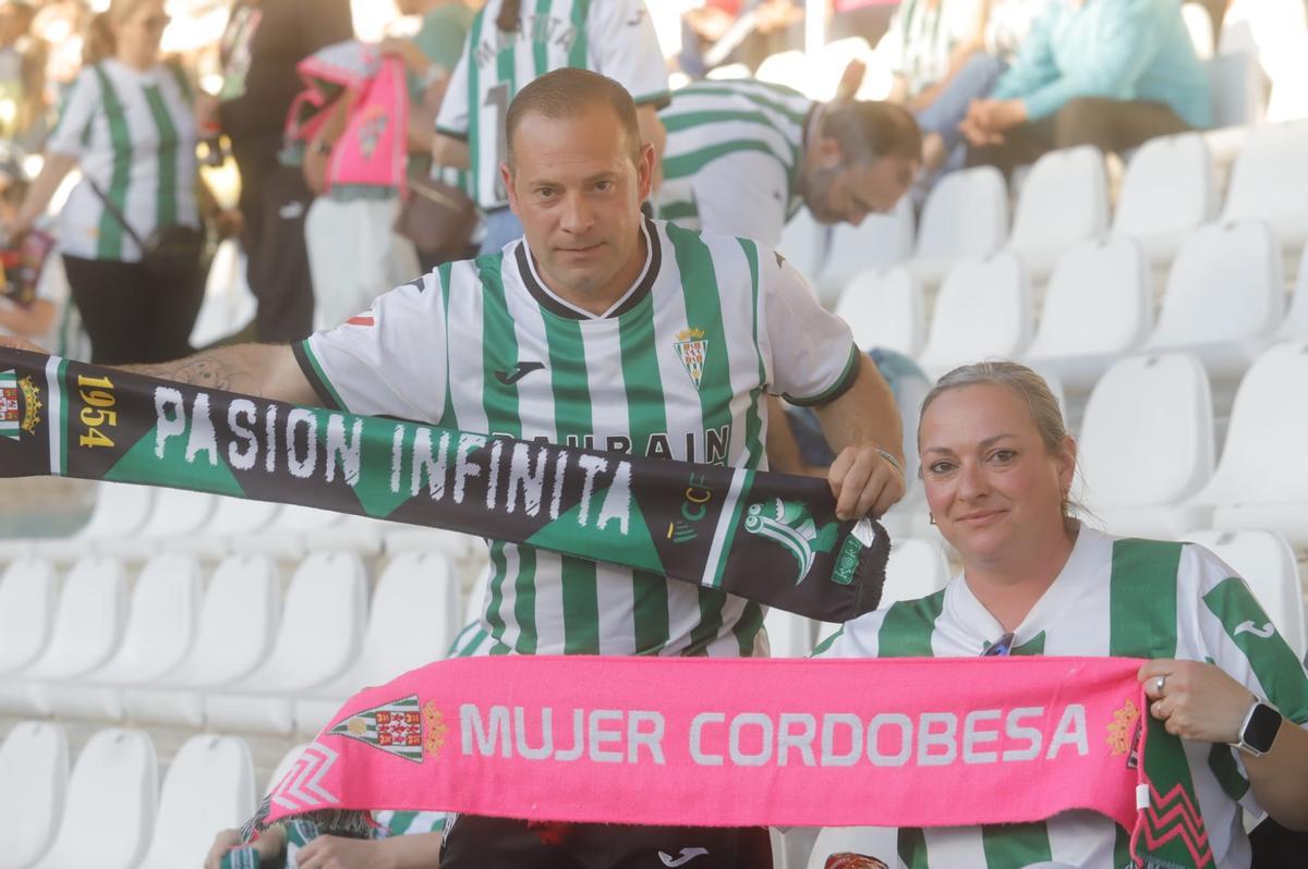 Córdoba CF-Mirandés | Las imágenes de la afición en El Arcángel