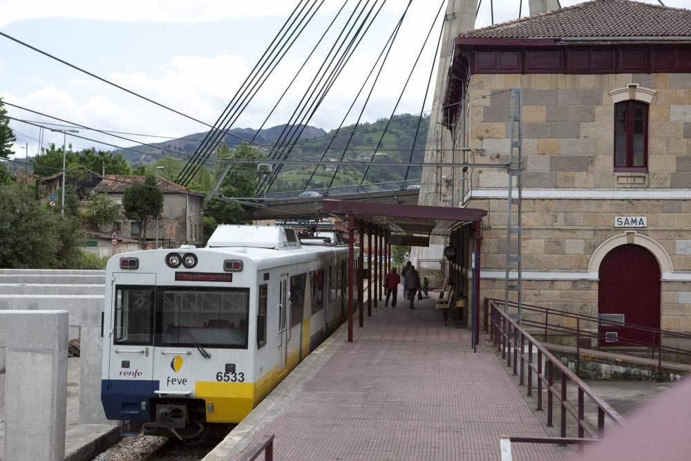 Los trenes de FEVE vuelven a funcionar en Langreo