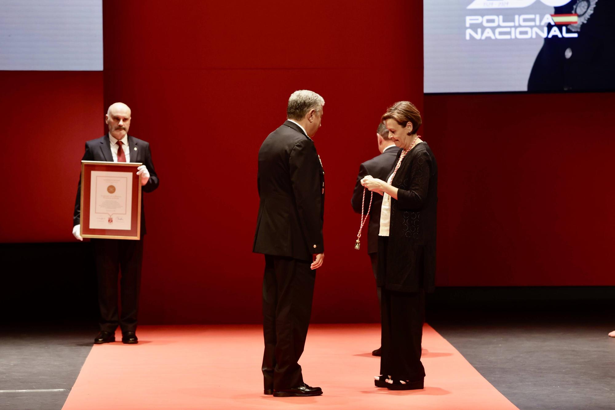 Entrega de las medallas de la ciudad de Gijón