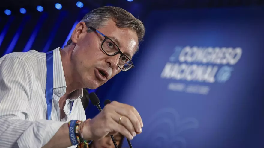 Alfonso Serrano: “Han elegido a una mujer para reducir riesgos, pero han puesto a otras tres personas para que la vigilen a ella”