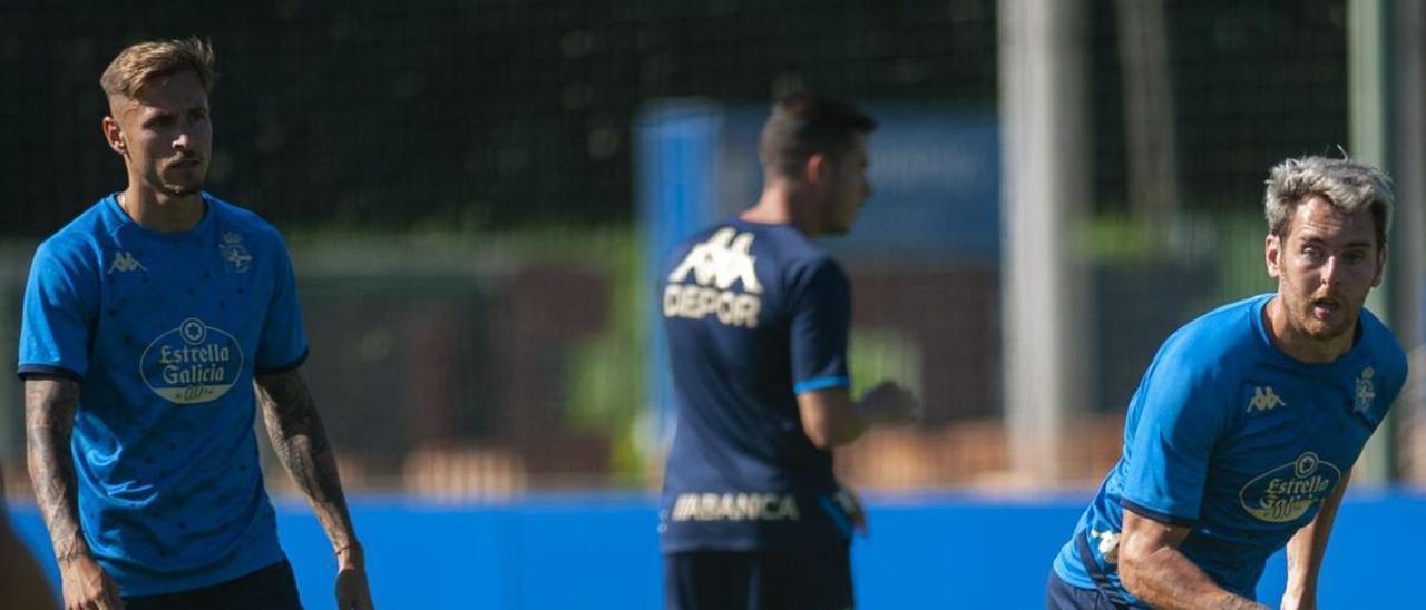 Isi Gómez e Ibai durante un entrenamiento en Abegondo. |  // CASTELEIRO / ROLLER AGENCIA