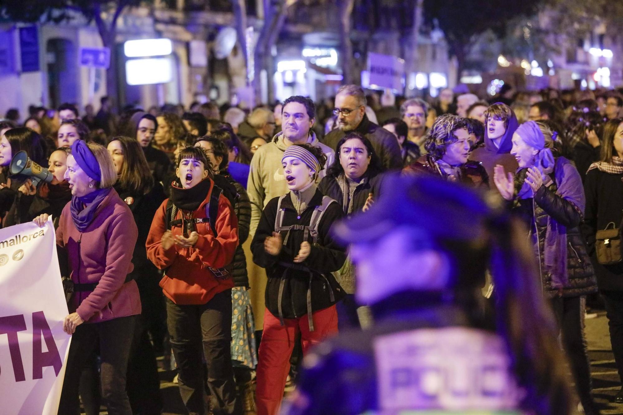 Internationaler Tag gegen Gewalt an Frauen - So verlief die größte Demonstration auf Mallorca