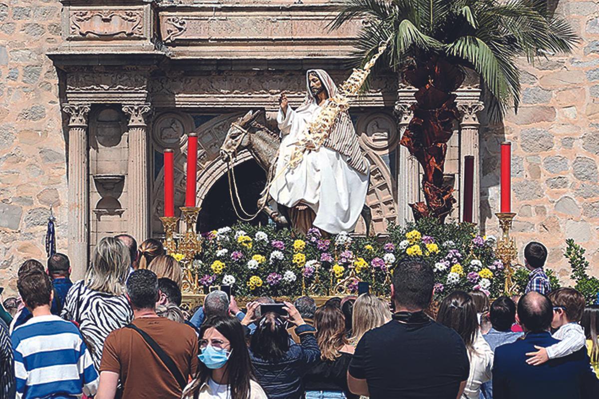 ENTRADA TRIUNFAL DE JESÚS EN JERUSALÉN LA MAÑANA DEL DOMINGO DE RAMOS ES DÍA DE PALMAS Y ALEGRÍA.