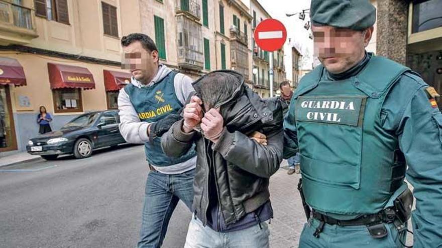 Uno de los detenidos en la operación Kraken contra la banda de paramilitares.