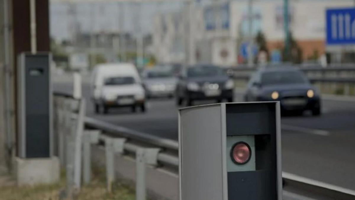 Radar que controla la velocidad