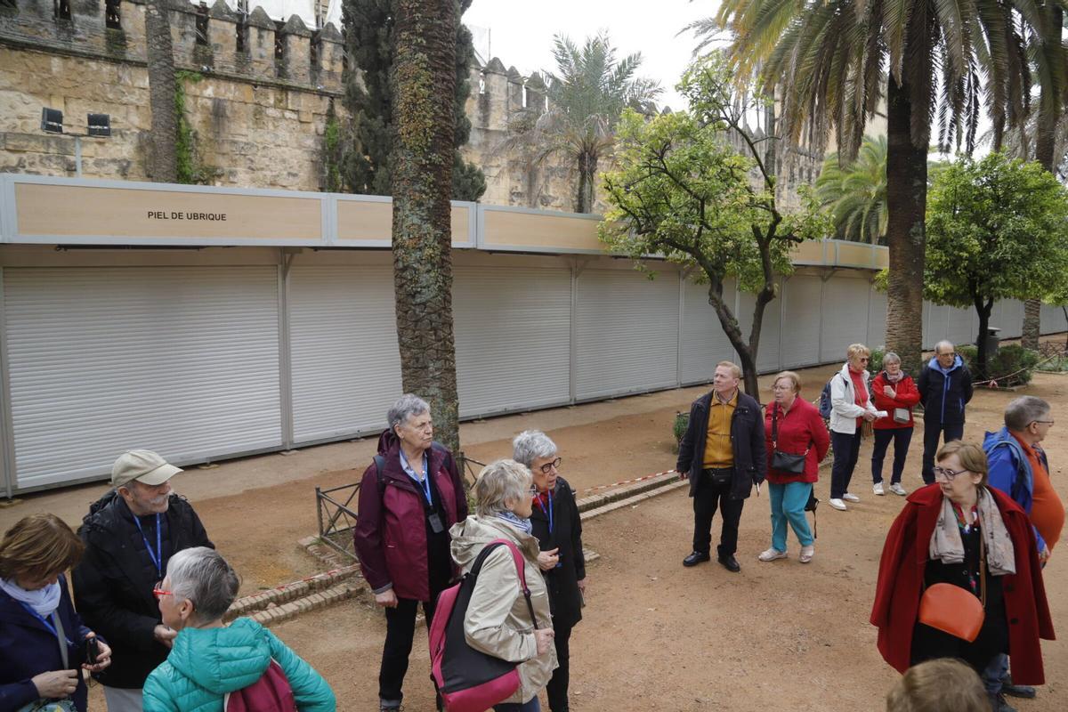 A.J.González Córdoba Mercado de primavera del Alcázar