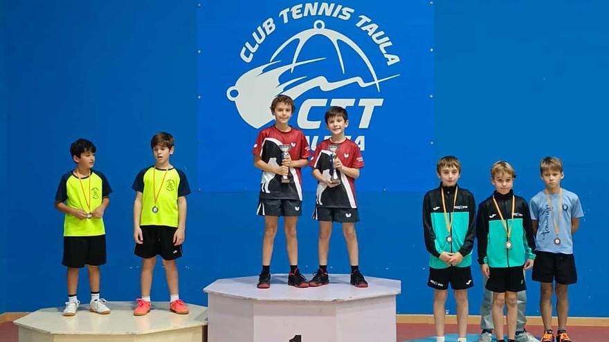 Dos hermanos de Llutxent se proclaman campeones autonómicos de tenis de mesa