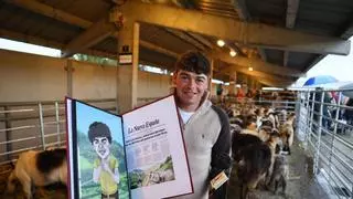 El quesero que encarna el futuro del gamonéu, al recibir el "Asturiano del mes" de LA NUEVA ESPAÑA: "Para dedicarte al campo tiene que gustarte mucho, y luego aguantar el tirón"