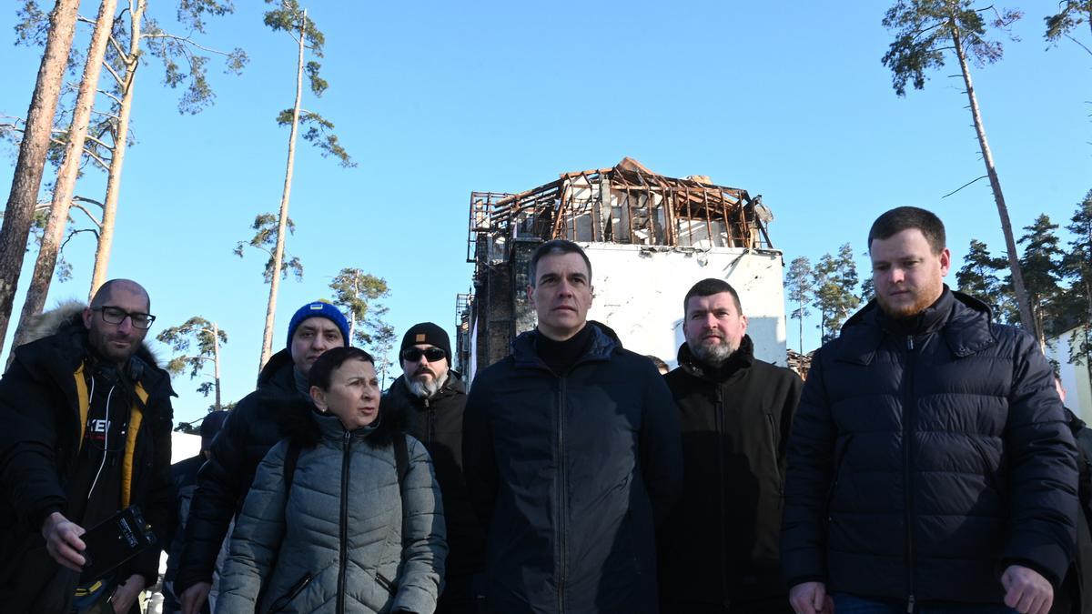 El president espanyol, Pedro Sánchez, aquest dijous a Irpin, a Ucraïna