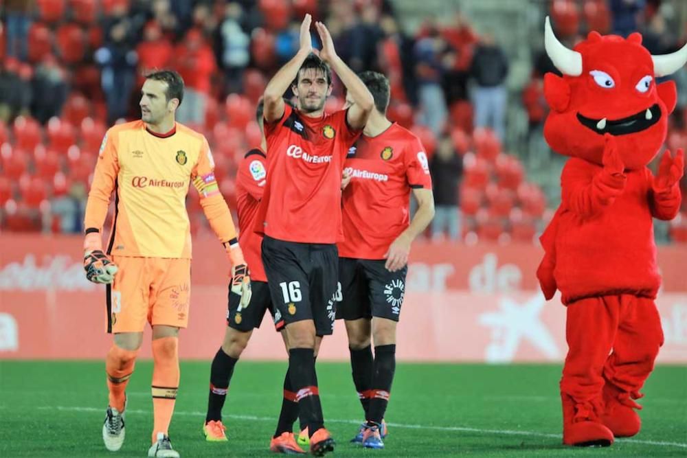 El Mallorca inaugura 2017 con un triunfo vital ante el Mirandés