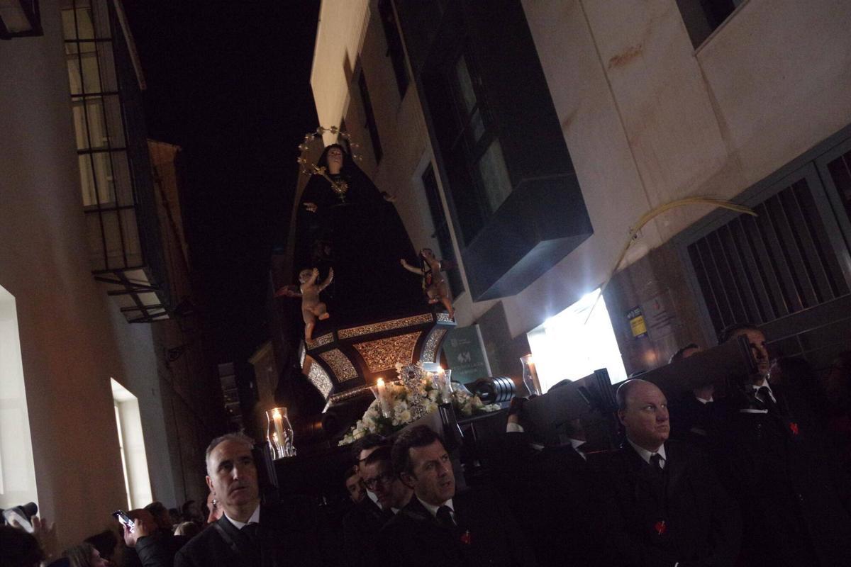 Salida procesional de Servitas este Viernes Santo de 2026.