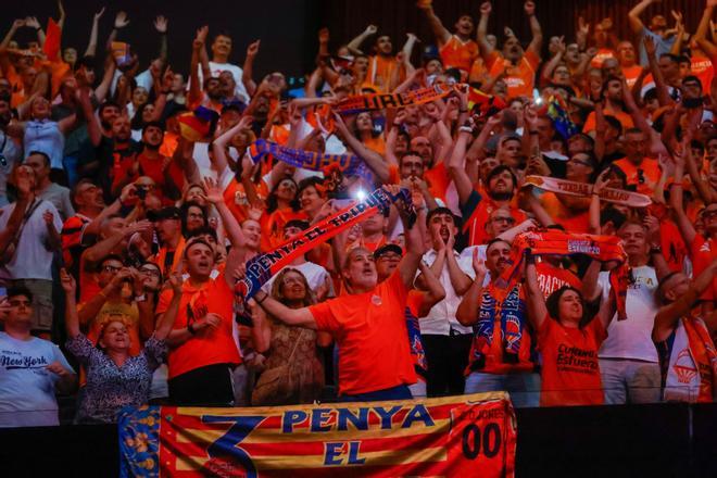 El Roig Arena empuja en busca de la segunda liga