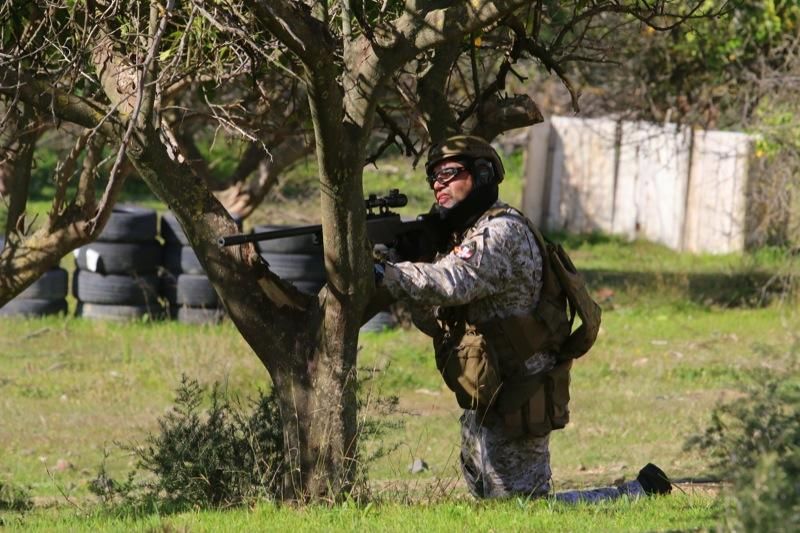 Partida solidaria  de airsoft