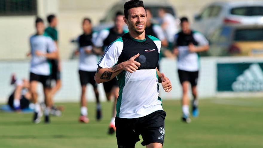 Rubén Castro Martín, durante un entrenamiento con el Betis.