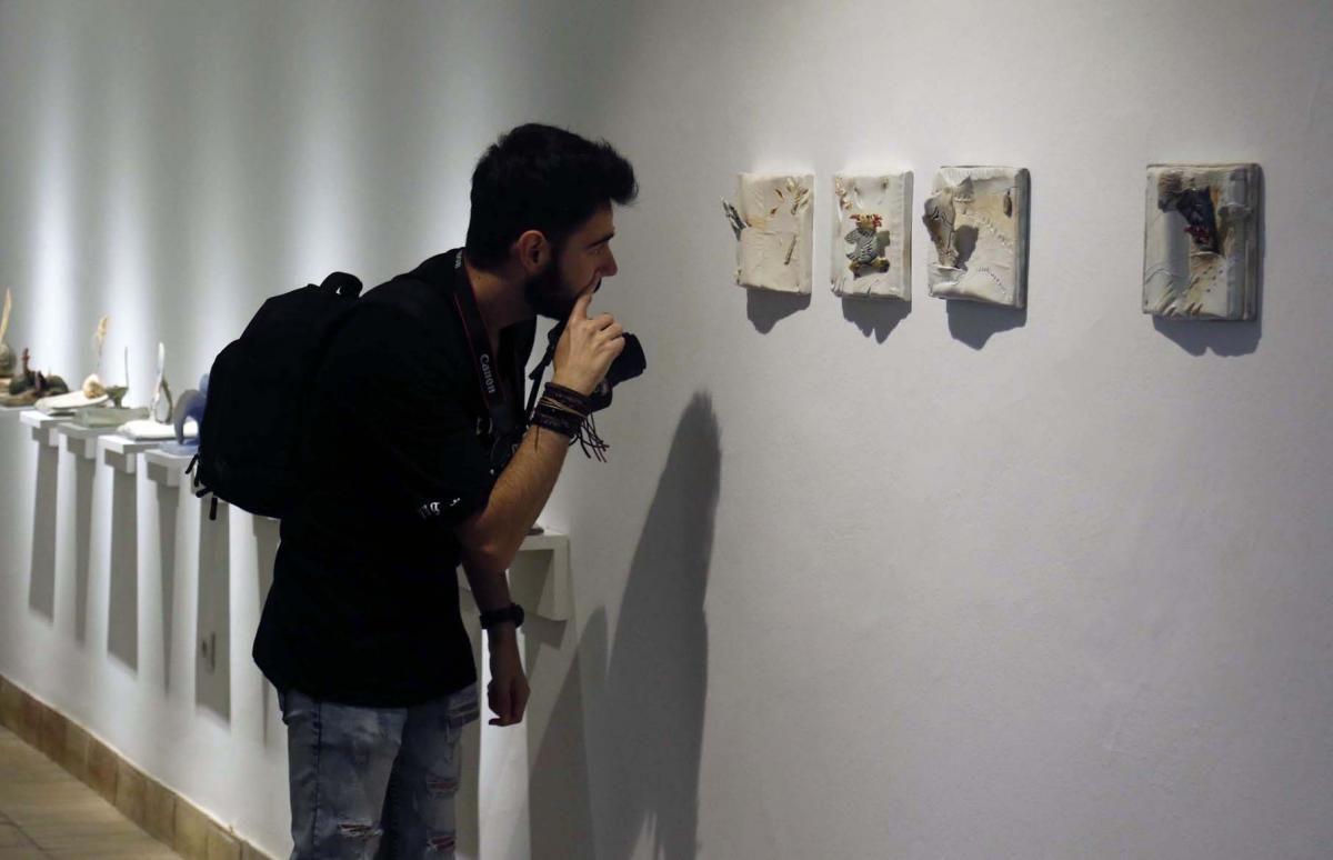 Casa Góngora presenta la exposición de  ‘Páginas de barro’  titulada ‘Pretextos’