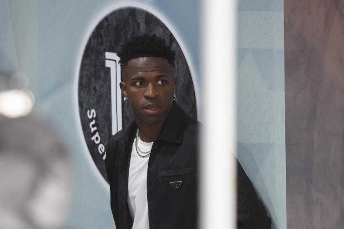 ¡'Basta ya'! El Bernabéu se vuelca con Vinícius Jr. ¡'Basta ya'! El Bernabéu se vuelca con Vinícius Jr.