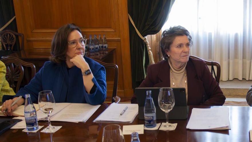 Teresa Sanjurjo, a la izquierda, y Ana Isabel Fernández. | F.P.A.