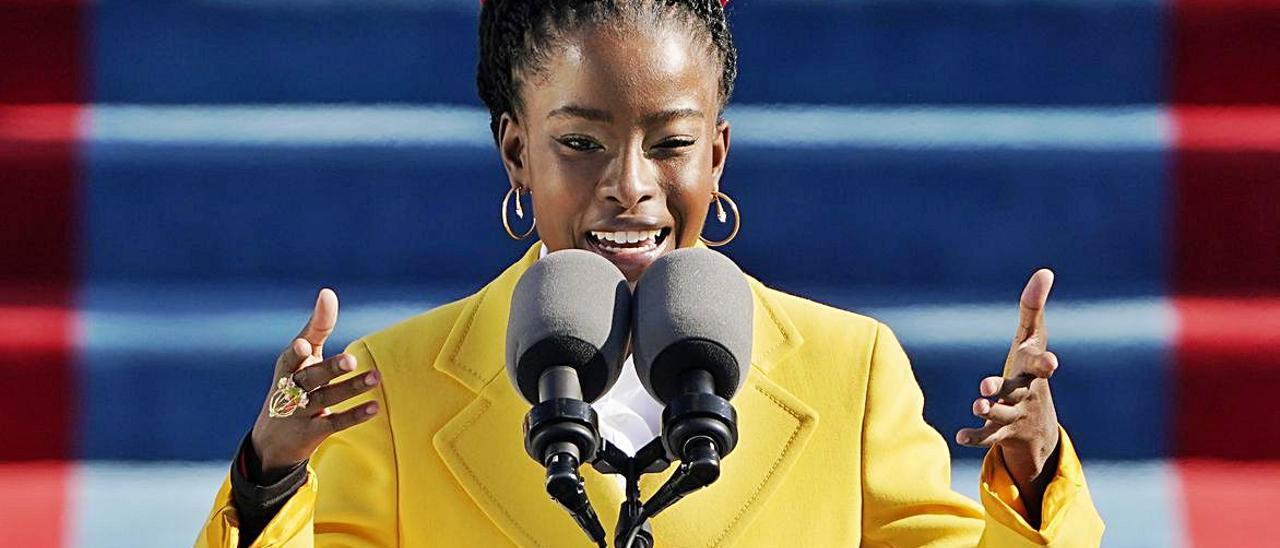 Amanda Gormanen la ceremonia deinvestidura de Joe Biden.