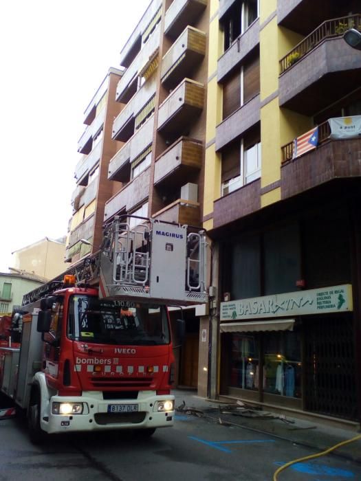 Incendi en un pis al centre de Manresa