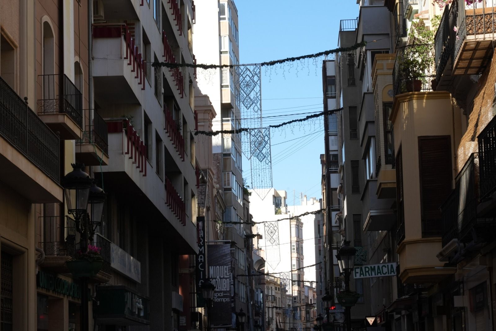 Castelló se engalana para la Navidad