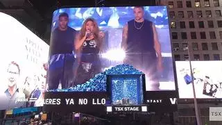 Vídeo | Shakira desata la locura con un concierto sorpresa en Times Square para presentar su nuevo álbum