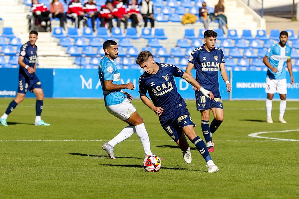 Así fue el partido entre el UCAM Murcia y el Mar Menor, en imágenes