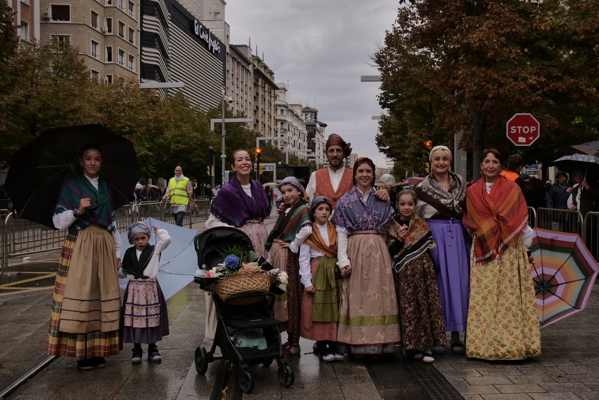 Vecinos de Miralbueno.JPG