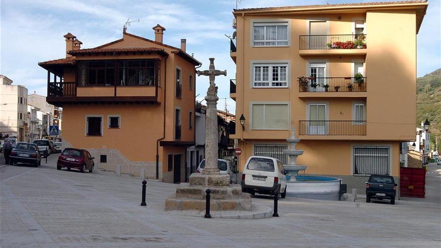 Roban el único coche patrulla de la Policía Local de Navaconcejo