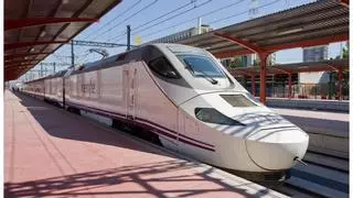 Un tren en 46 minutos: de Badajoz a Cáceres temprano y de Cáceres a Badajoz tarde