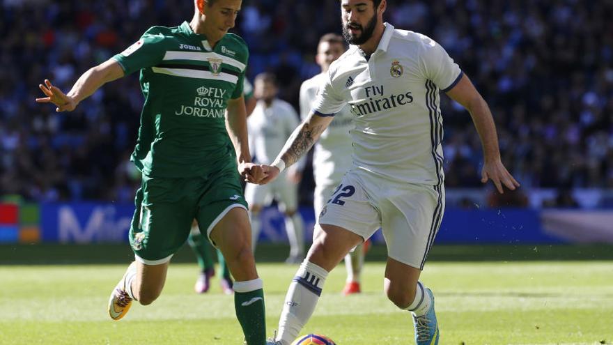 Bale pone el brillo a un Real Madrid sin constancia