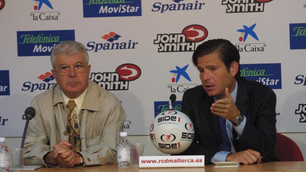 Contestí junto a Mateu Alemany, a quién fichó para el club y luego fue presidente y propietario