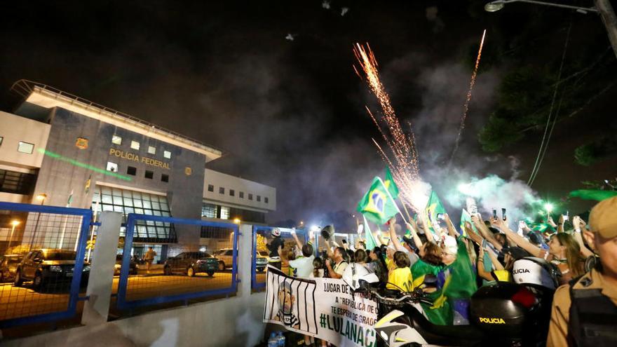 Disturbios en Brasil tras el ingreso en prisión de Lula