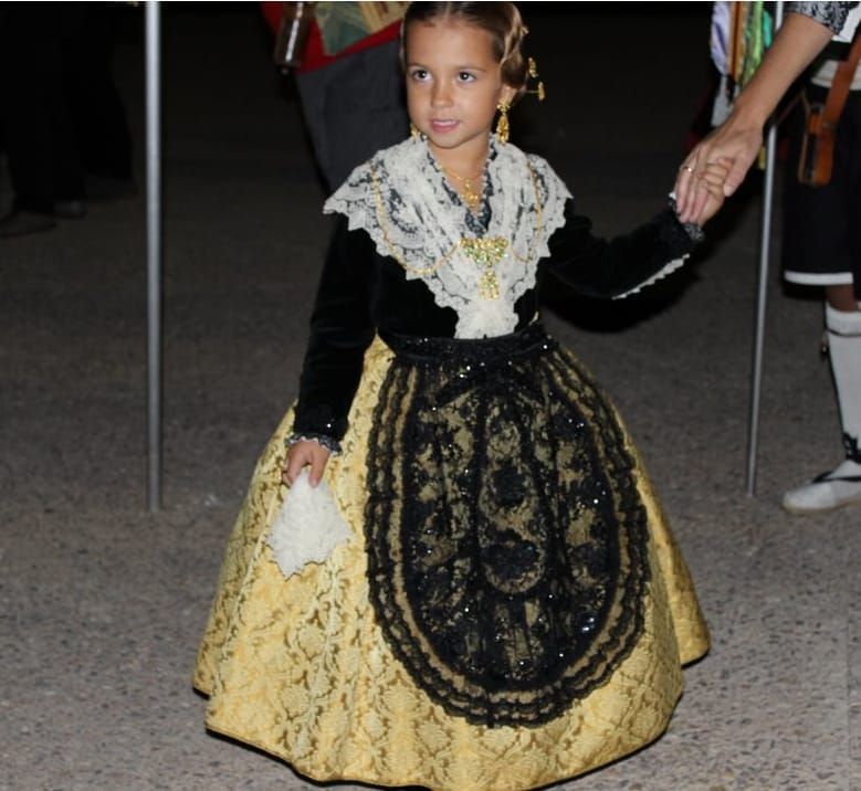 El álbum fotográfico de la reina infantil de las fiestas de la Magdalena 2023